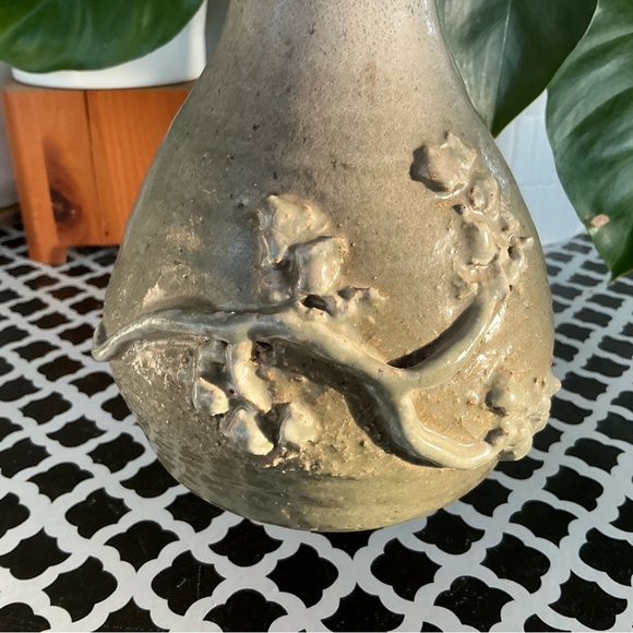 Handmade Clay Art Pottery Bud vase with Blossom clay Vine Applique Pattern - Picture 7 of 9